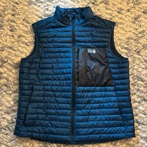Men’s XXL Mountain Hardwear vest